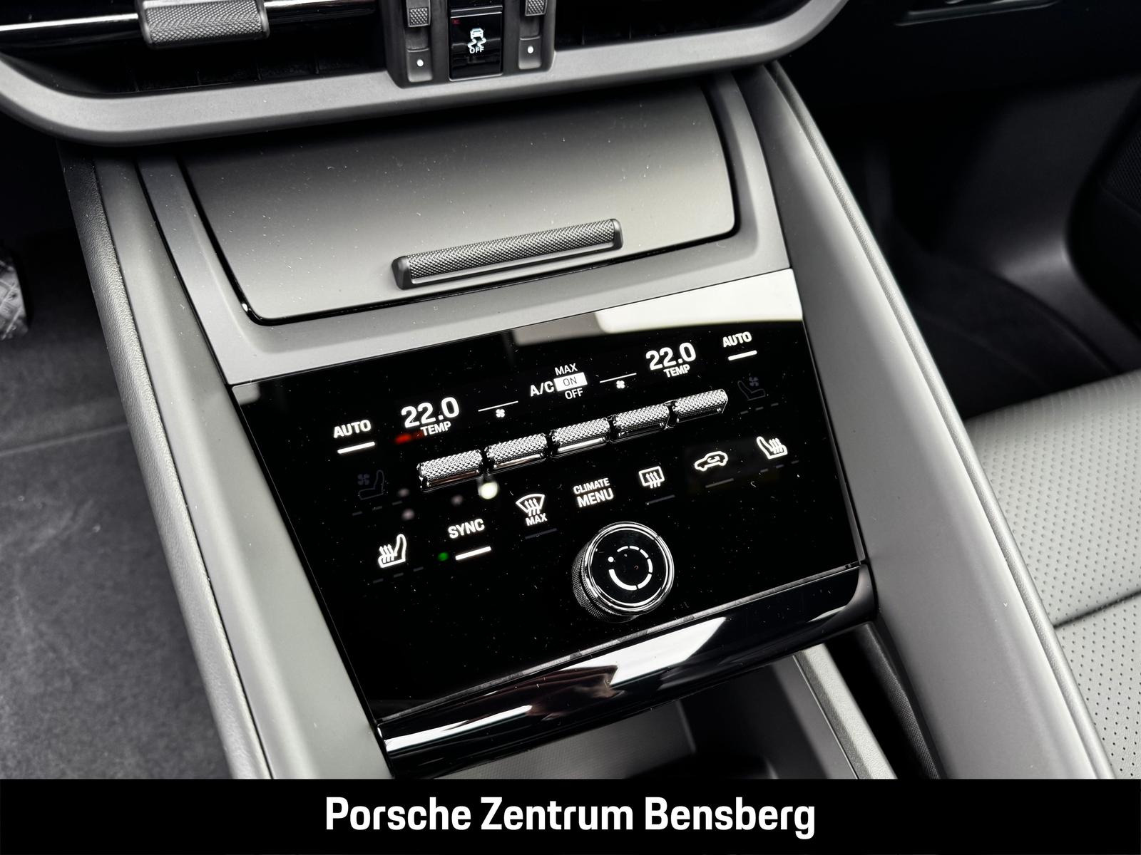 Porsche Macan Electric