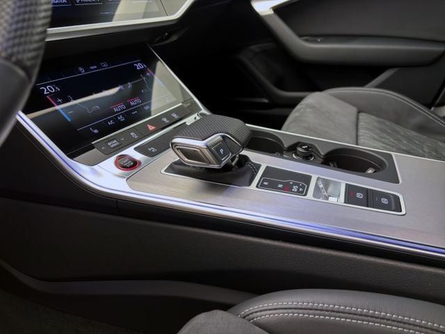 Audi S6 Avant Quattro