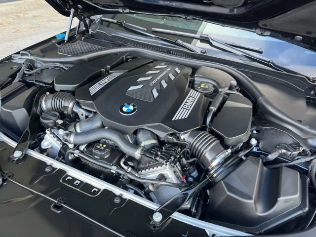 BMW M850 Coupé Gran Coupé Sedan