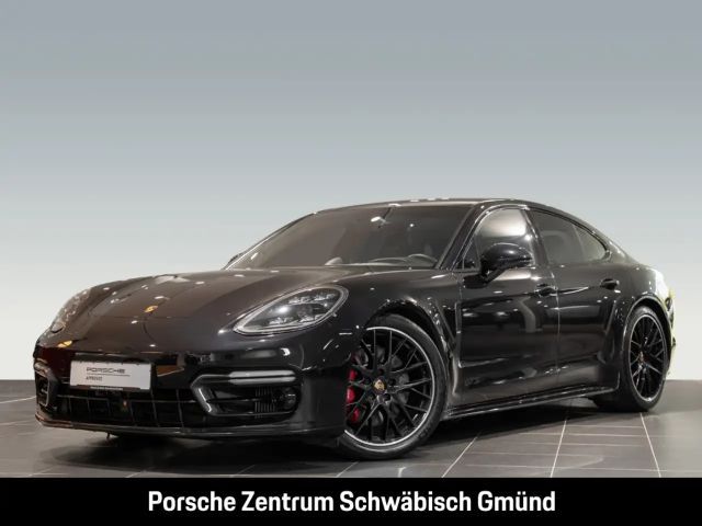 Porsche Panamera GTS