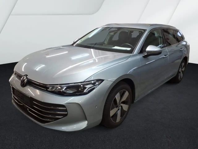 Volkswagen Passat 1.5 eTSI Business DSG