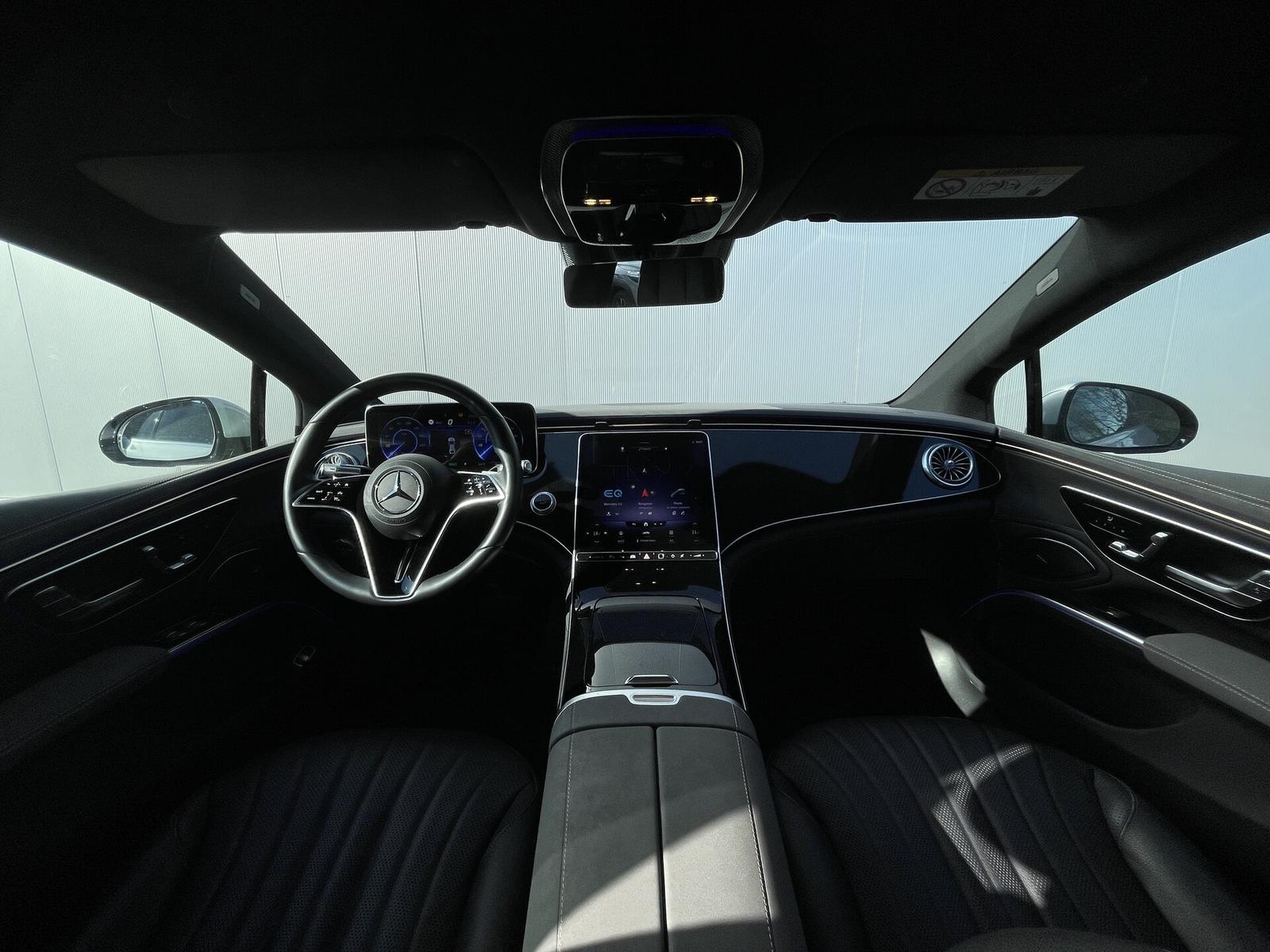 Mercedes-Benz EQS 350 Sedan
