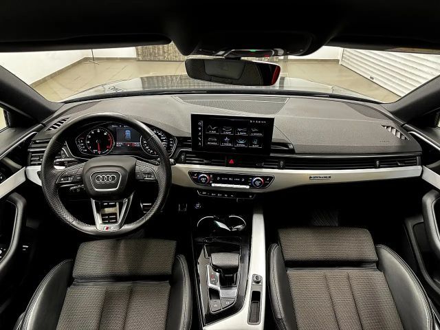 Audi A4 40 TFSI Avant Quattro S-Tronic