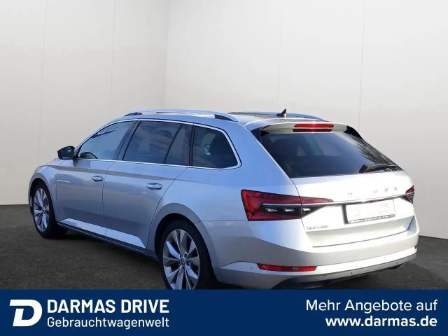 Skoda Superb 2.0 TDI Combi Style Style