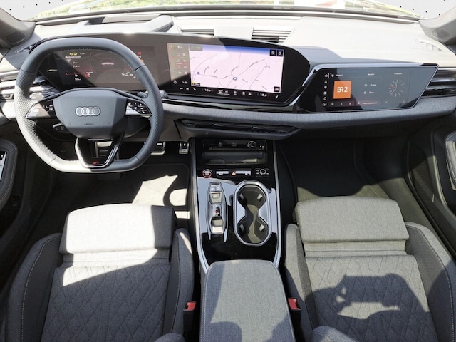 Audi A6 Avant Quattro S-Tronic