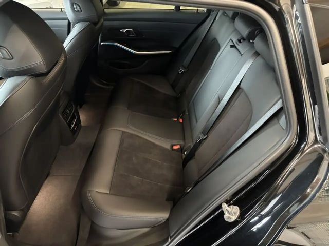 BMW 320 320d M-Sport Touring xDrive