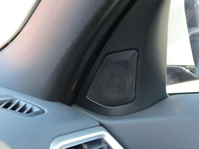 BMW 330 330e M-Sport Touring xDrive