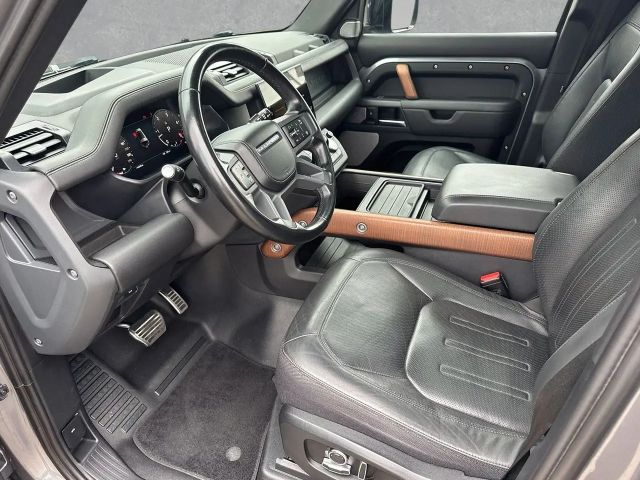 Land Rover Defender D300