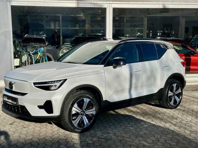 Volvo XC40 Core Recharge