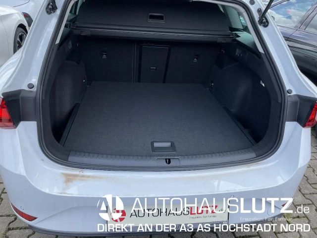 Seat Leon 1.5 eTSI Sportstourer Style