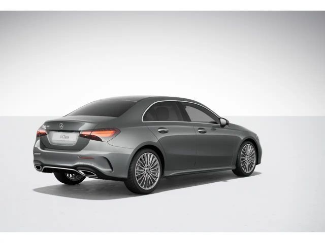 Mercedes-Benz A 180 AMG Line