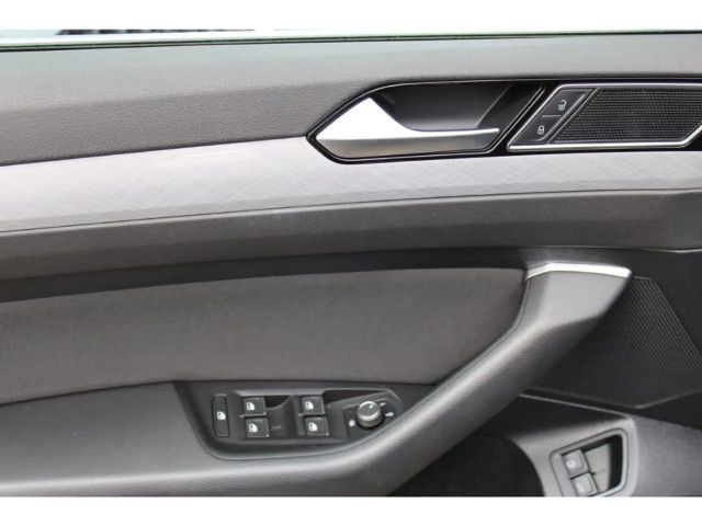 Volkswagen Passat GTE Variant