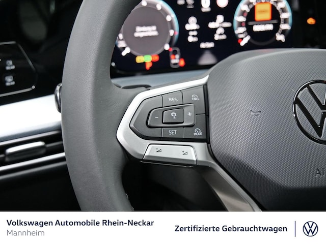 Volkswagen Golf 1.5 eTSI Golf VIII Sound