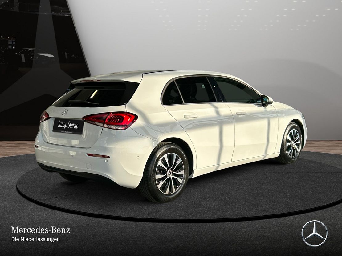 Mercedes-Benz A 180 A 180 d Style