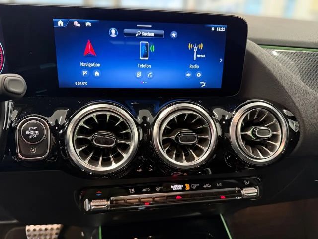 Mercedes-Benz GLA 200 4MATIC GLA 200 d