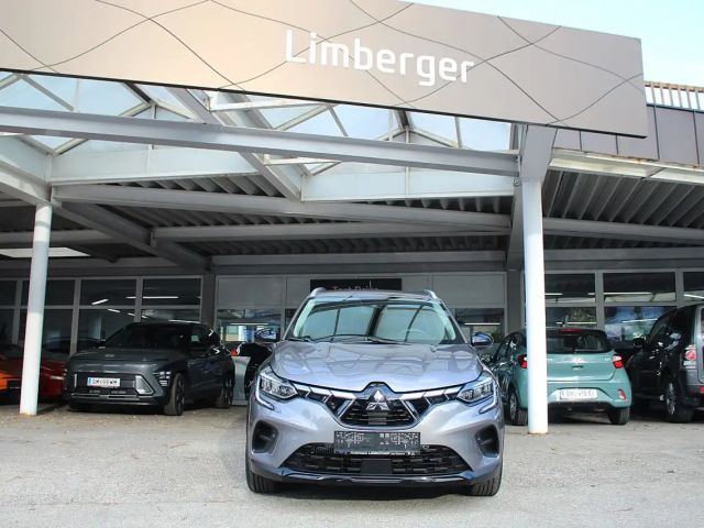 Mitsubishi ASX Invite