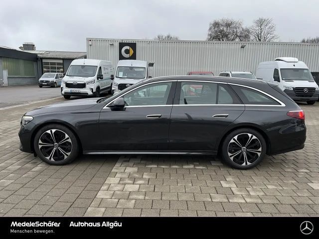 Mercedes-Benz E 220 AVANTGARDE E 220 d Estate
