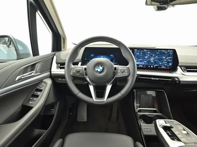 BMW 218 218d Active Tourer Luxury Line Sedan