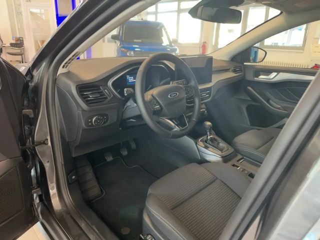 Ford Focus Titanium Wagon