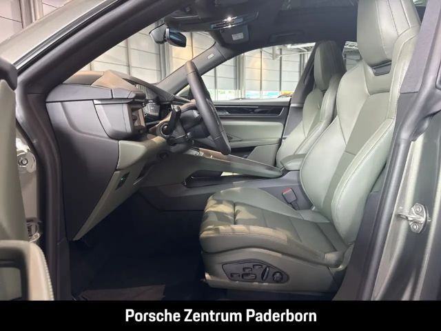 Porsche Macan InnoDrive Head-Up BOSE Luftfederung 22-Zoll