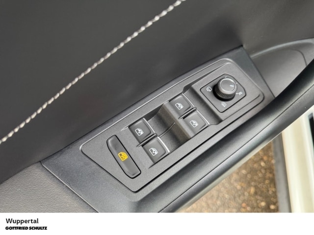 Volkswagen T-Roc 1.5 TSI DSG R-Line