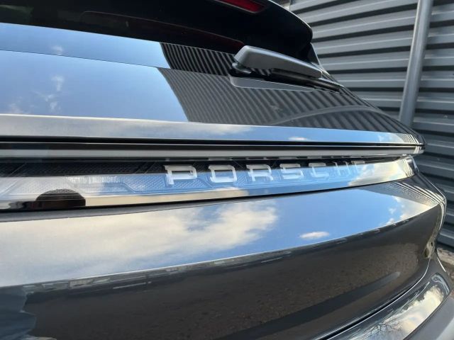 Porsche Taycan Sport Turismo