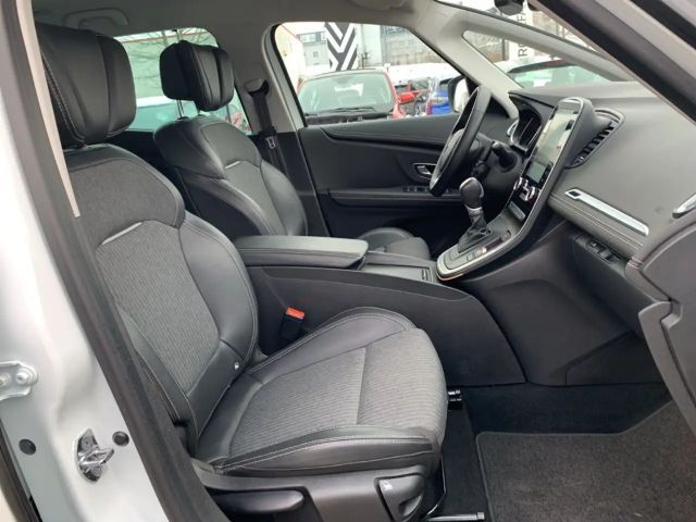 Renault Grand Scenic EDC Grand TCe 140 Techno