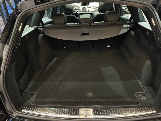 Mercedes-Benz E 200 AVANTGARDE Estate