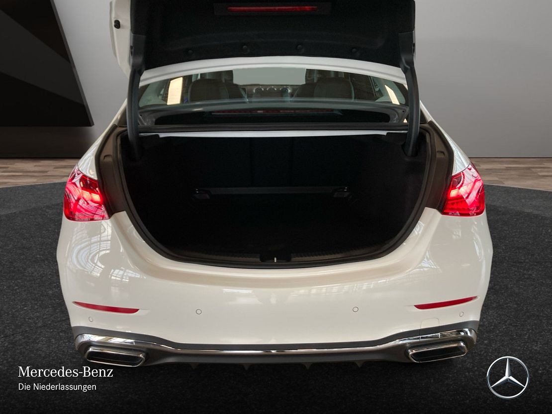 Mercedes-Benz C 180 Sedan