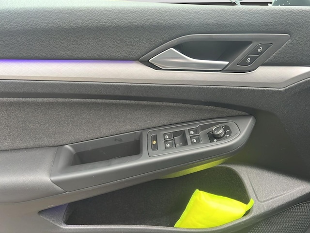 Volkswagen Golf 1.5 eTSI DSG Life Variant