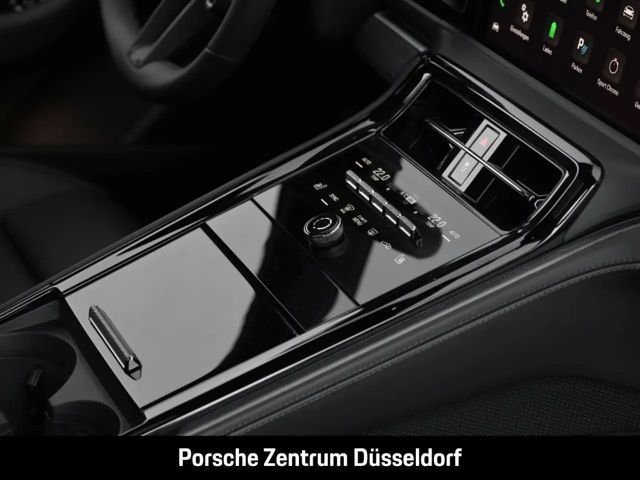 Porsche Panamera 4 E-Hybrid