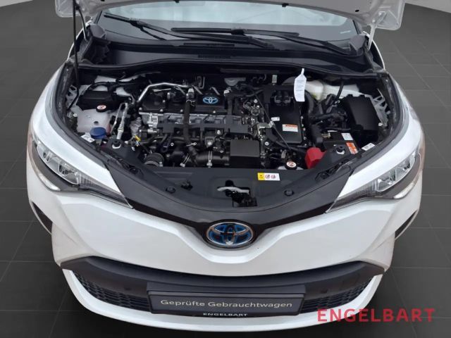 Toyota C-HR Hybride Team D