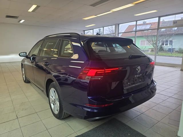 Volkswagen Golf Life Variant