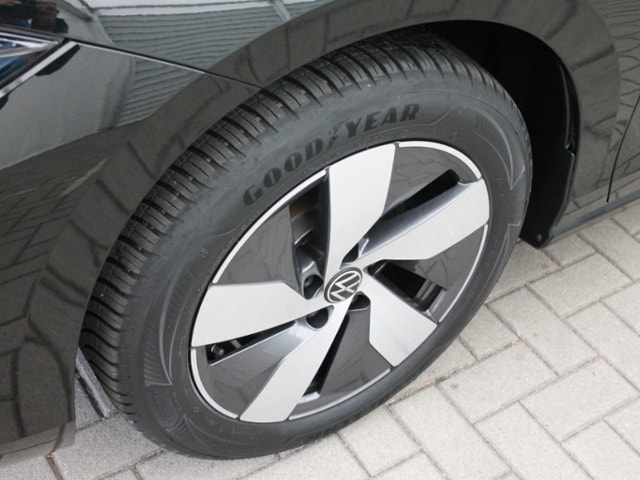 Volkswagen Passat 1.5 eTSI DSG Variant