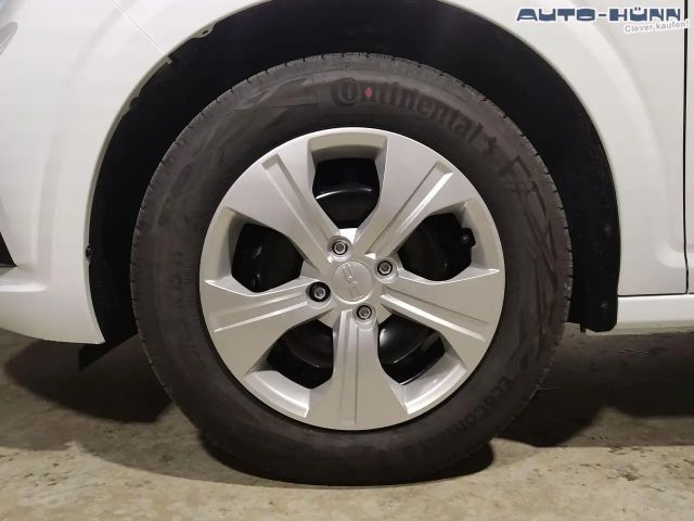 Dacia Sandero Essential TCe 90