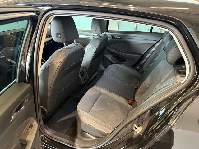 Volkswagen Golf Golf VIII Style