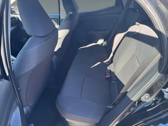 Toyota Yaris Active Hatchback Hybride