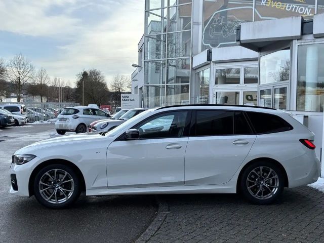 BMW 320 320d M-Sport Touring xDrive