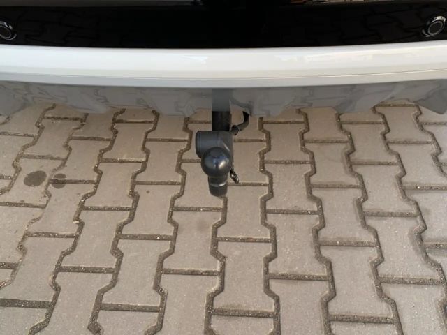 Land Rover Discovery Sport AWD S