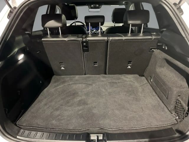 Mercedes-Benz GLA 200 Progressive