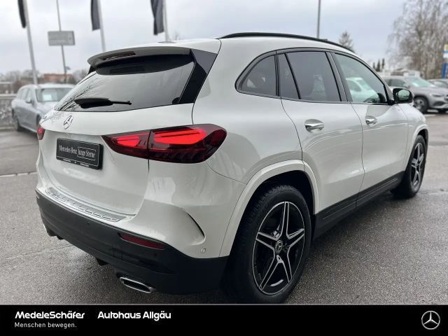 Mercedes-Benz GLA 200 AMG Line