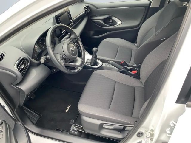 Toyota Yaris 1.0 VVT-i Comfort Hatchback