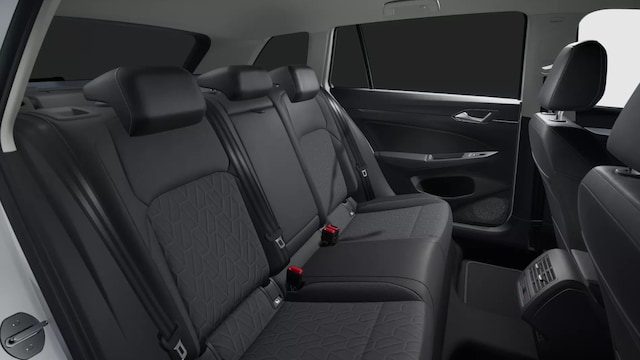 Volkswagen Golf 1.5 eTSI DSG Variant