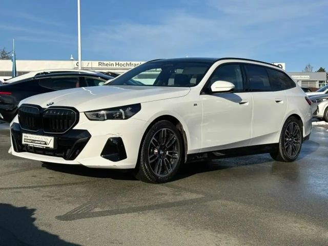 BMW 520 520d M-Sport Touring
