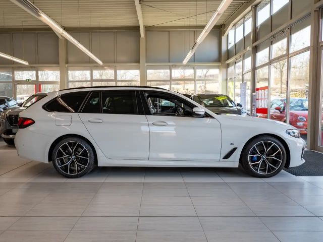 BMW 540 540d M-Sport Touring xDrive