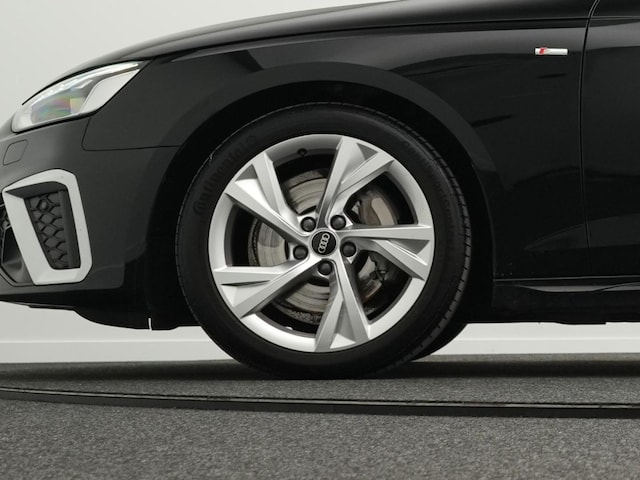 Audi A4 40 TDI Avant S-Line S-Tronic