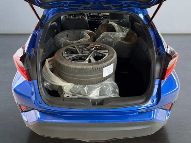 Toyota C-HR Hybride Team D