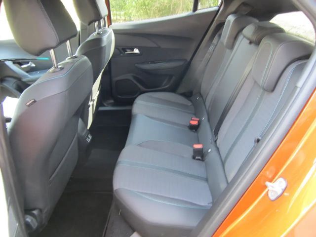 Peugeot 2008 Allure Pack PureTech