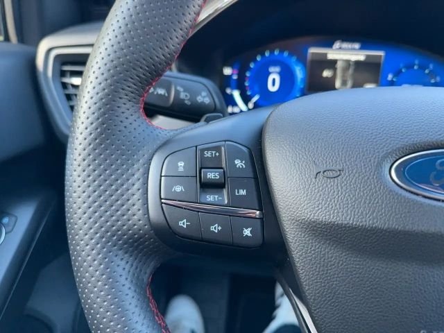 Ford Focus EcoBoost ST Line Wagon