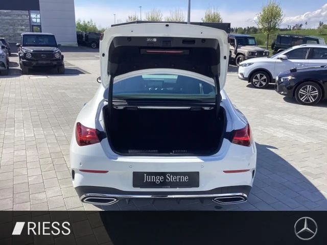 Mercedes-Benz CLA 200 AMG Line Coupé